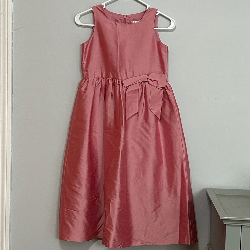 Little Girls 100% Silk Formal Dress Size 8 NWT